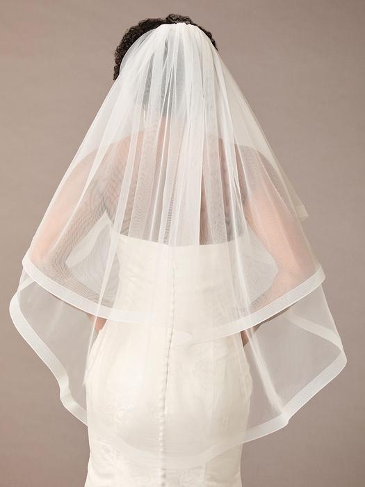 enVogue Bridal Veil V2580F