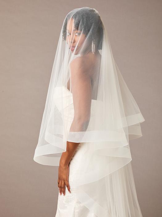 enVogue Bridal Veil V2580WZ