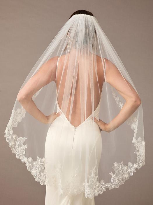 enVogue Bridal Veil V2598SF