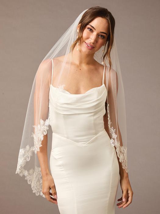 enVogue Bridal Veil V2598SF