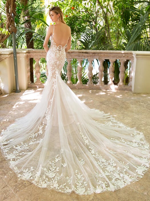 Enzoani Bridal Collection Raissa