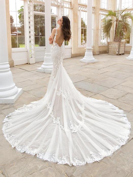 Enzoani Bridal Collection Suzanne