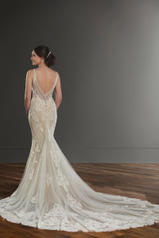 1066 Ivory Silver Lace/Ivory Tulle/Honey Gown/Ivory Tul back
