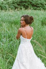 7404 (iviv-iv) Ivory Lace Over Ivory Gown With Ivory Tu detail