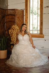 7404 (iviv-iv) Ivory Lace Over Ivory Gown With Ivory Tu detail