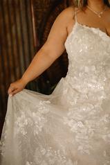 7404 (iviv-iv) Ivory Lace Over Ivory Gown With Ivory Tu detail