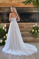 7413 (iv-iv) Ivory Lace And Tulle Over Ivory Gown (iv-b back