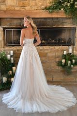 7413 (iv-iv) Ivory Lace And Tulle Over Ivory Gown (iv-b back