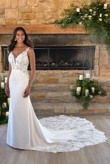 7457 (iv-iv) Ivory Gown With Ivory Tulle Plunge (iv-pl) front