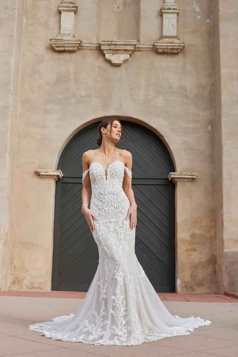 Essense Bridal Collection D3992 Amanda Linas