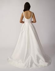 6692 Ivory back