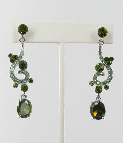 Helens Heart Earrings JE-X005119-Silver-Olivine