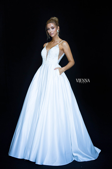 Vienna Prom 7822