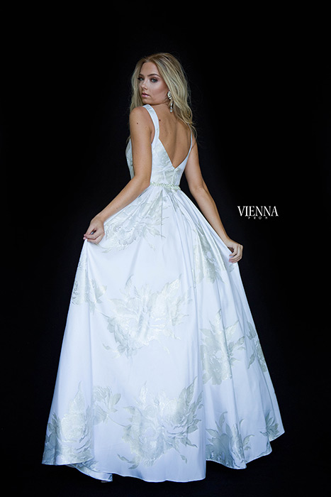 Vienna Prom 7832