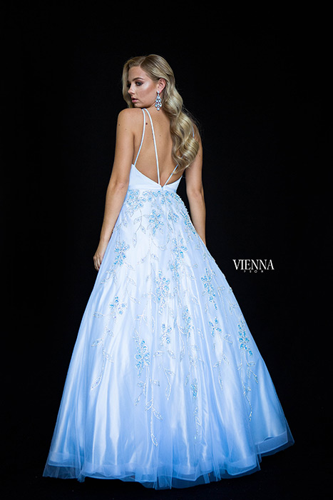 Vienna Prom 7833