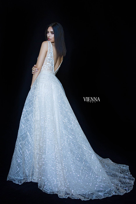 Vienna Prom 7841