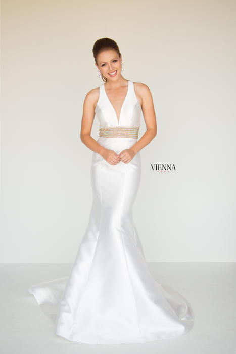 Vienna Prom 8282