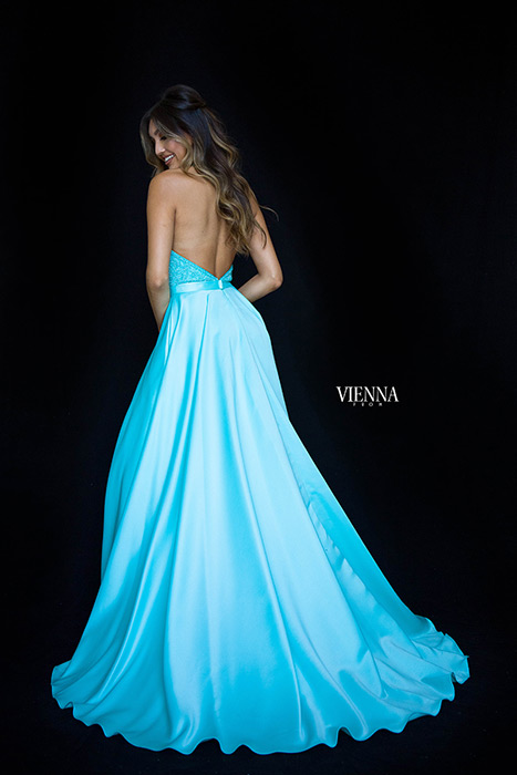 Vienna Prom 8308