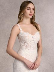 31262 Ivory/Almond/Nude detail