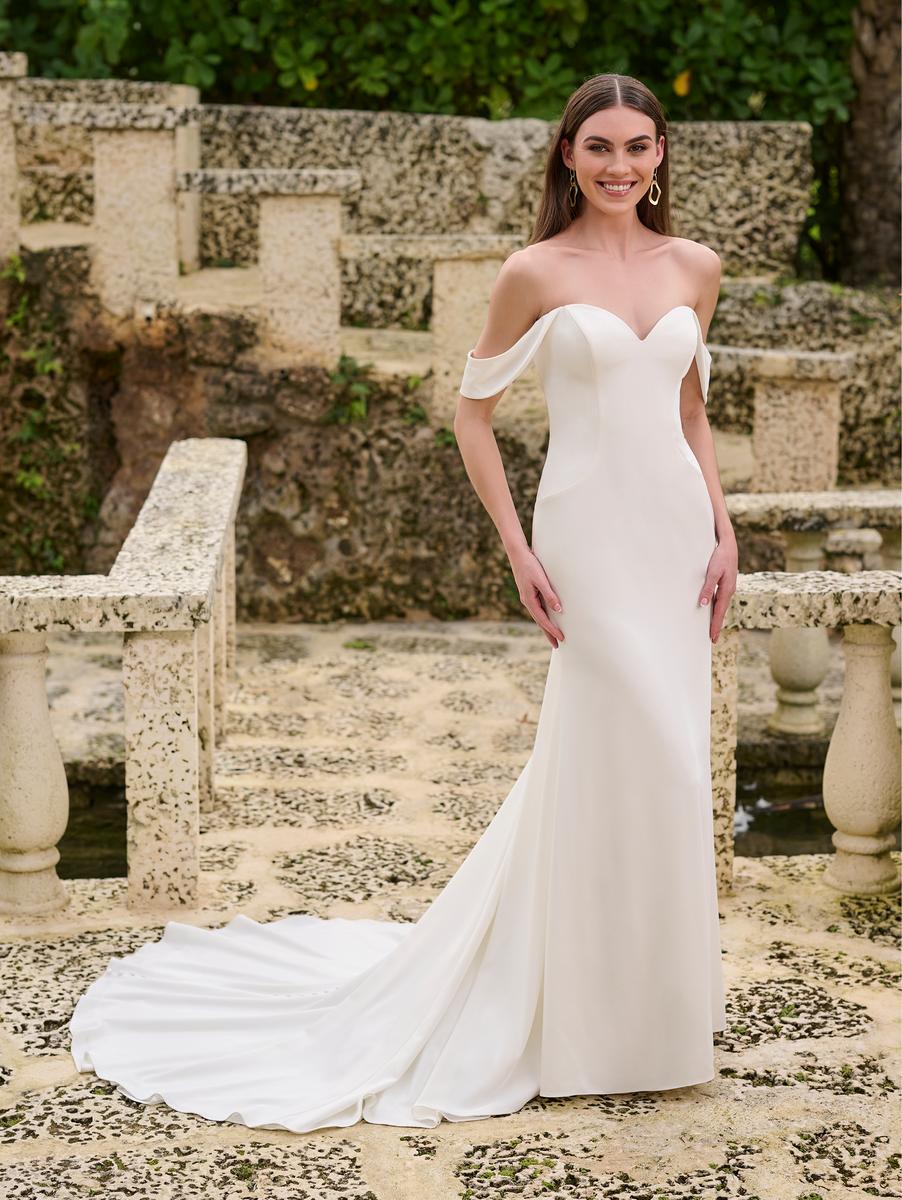 Christina Wu Bridal 34003