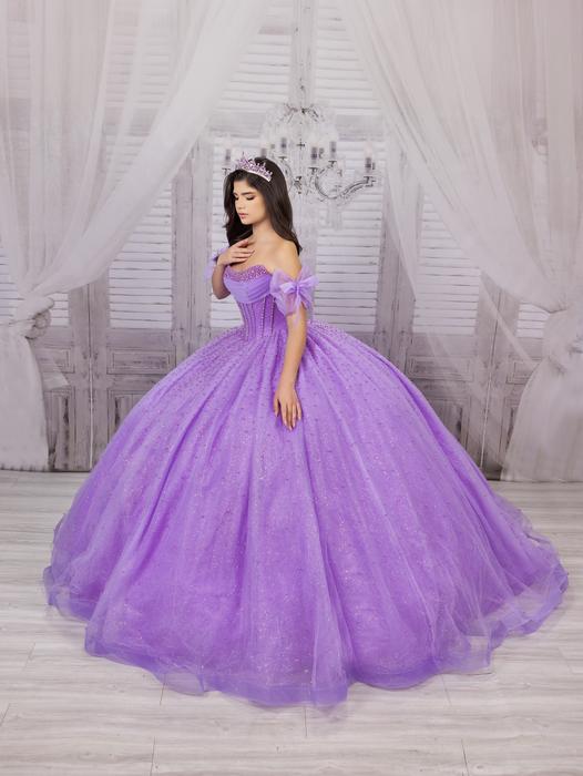 Lizluo Quinceanera 26114