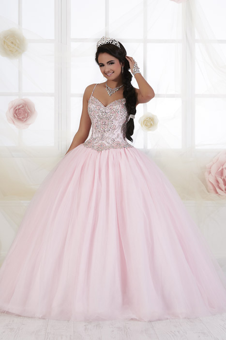 quinceanera stores nearby