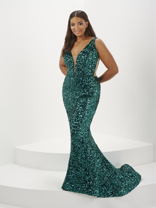 Primavera Couture 14002 Size 18 Light Turquoise Long Beaded Sequin