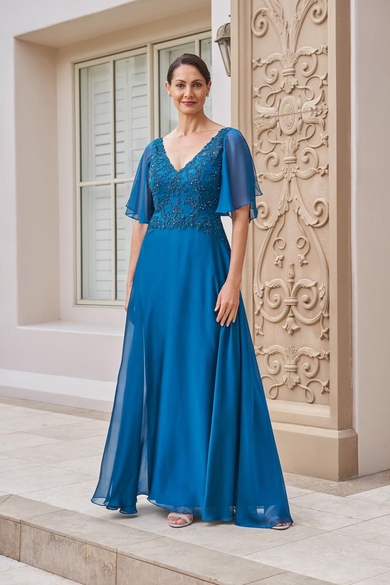 Fashion Credits: Blue Jasmine — Elegance with Ease