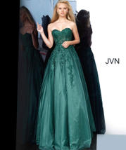 JVN00915 Emerald front