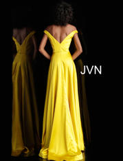 JVN67752 Yellow back