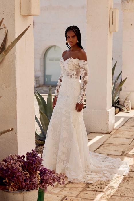 Lillian West by Justin Alexander 66383SL What's Up Europe! Visalia CA 93291  covering central California bridal trunk show