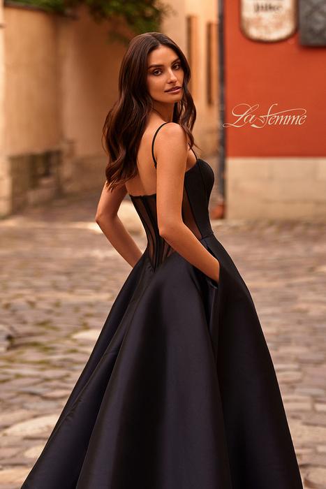 La Femme Prom 32670