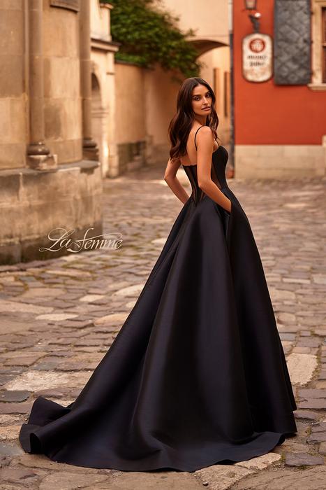 La Femme Prom 32670