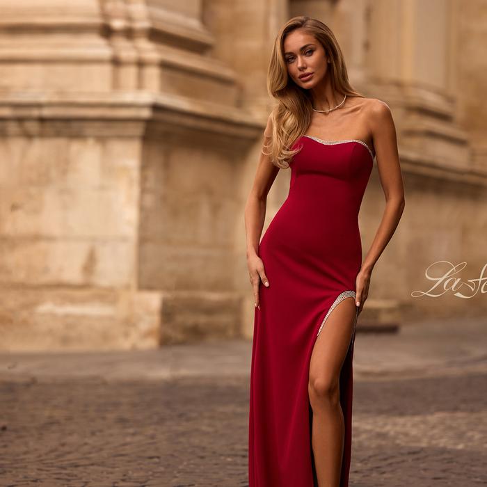 La Femme Prom 32825