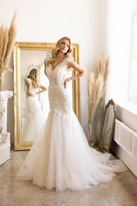 Abby Lane Bridal 97195