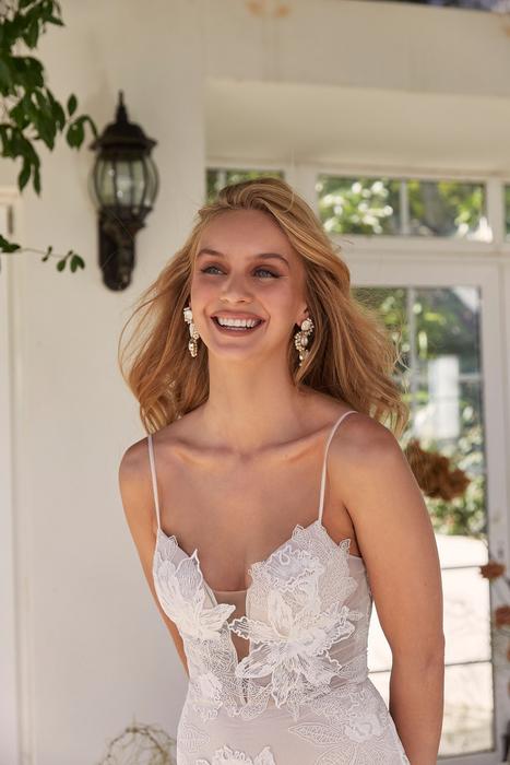 Madi Lane Bridal Daria