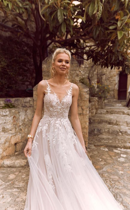 Madi Lane Bridal Halani