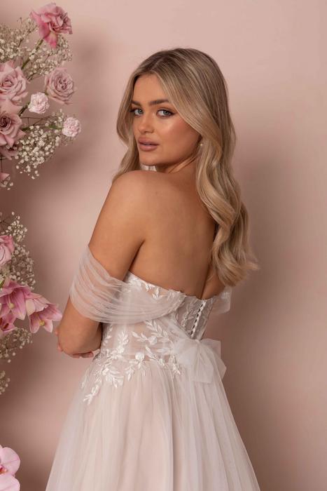 Madi Lane Bridal Kyrie