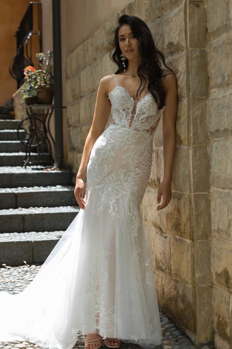 Madi Lane Bridal Prague