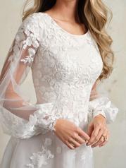 24RN156C01 Ivory Over Soft Blush detail