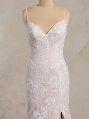 24RN821A01 Ivory  Ivory Over Blush detail