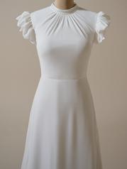 25RW369A01 All Ivory front