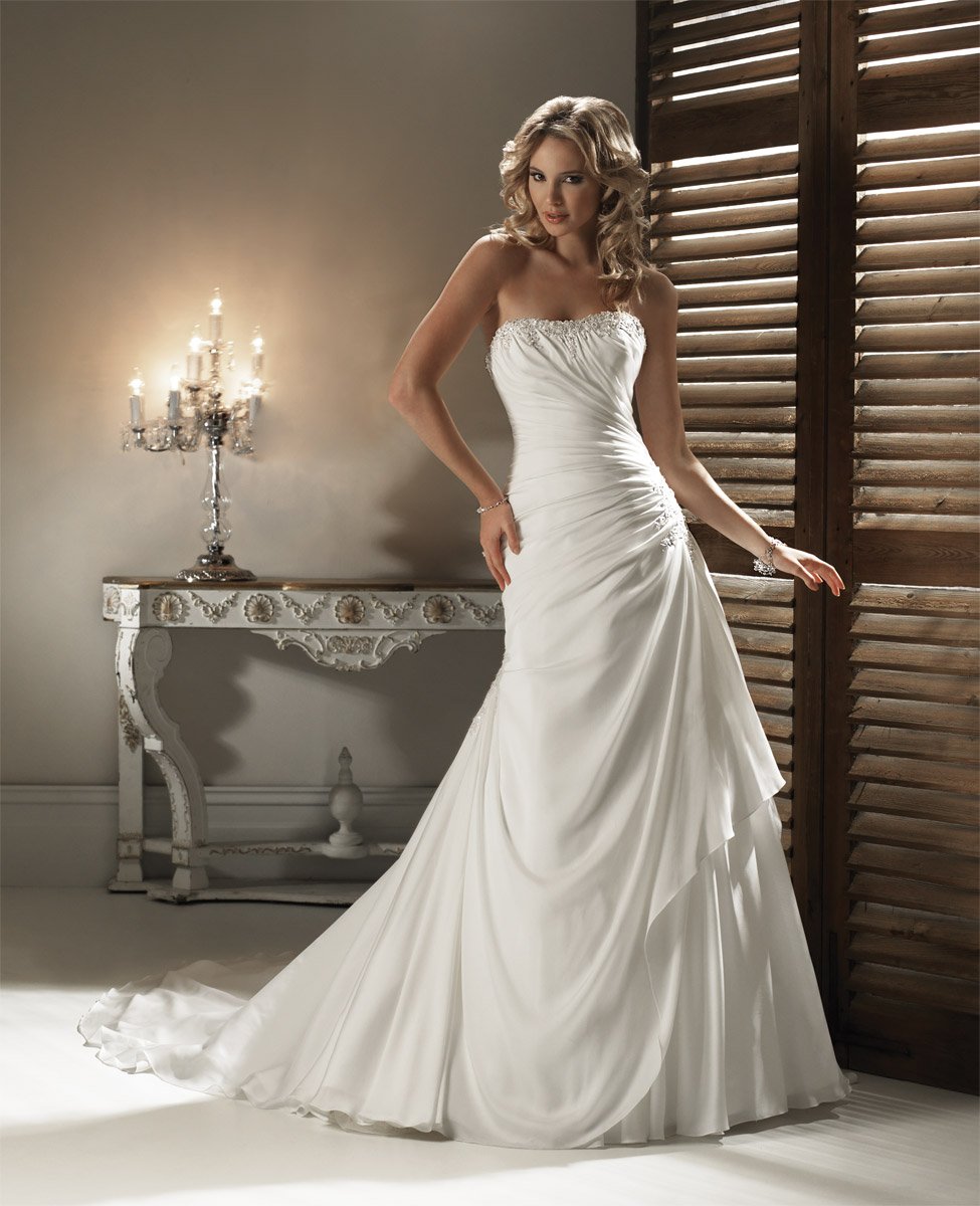 best wedding dress designers in the world