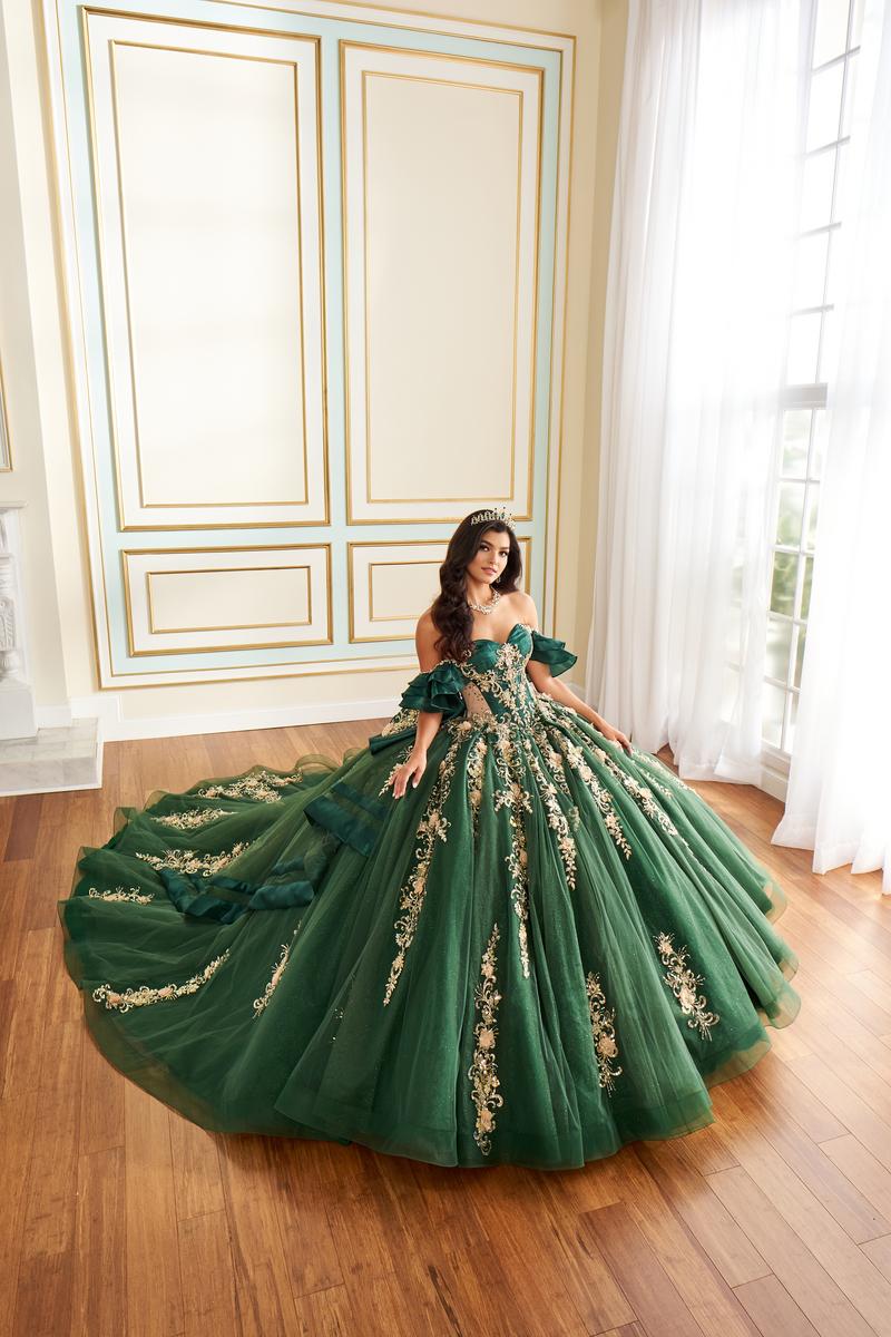 Princesa by Ariana Vara  PR30197