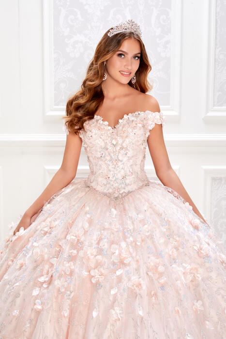 Princesa by Ariana Vara PR22036