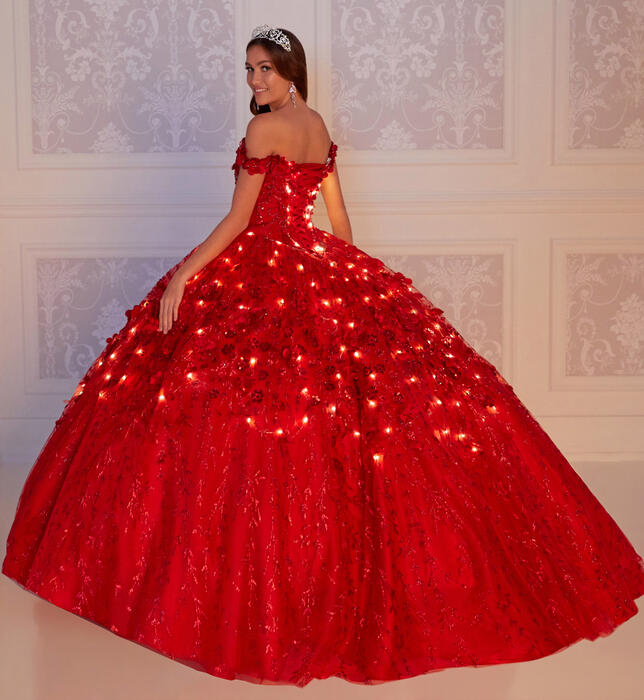 Princesa by Ariana Vara PR22036