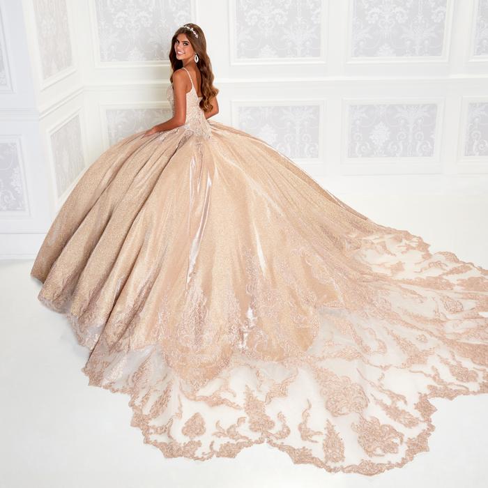 Princesa by Ariana Vara PR22141