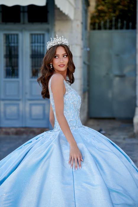 Princesa by Ariana Vara PR30081