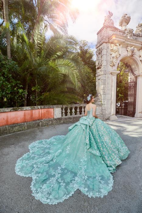 Princesa by Ariana Vara PR30139