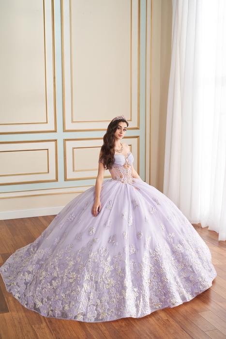 WHEN YOU PUT ON A PRINCESA GOWN YOU INSTANTLY FEEL THAT THIS DRESS IS LIKE NO OT PR30154